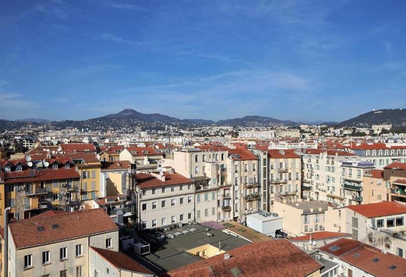 ジュニアスイート, Maison Albar   Le Victoria