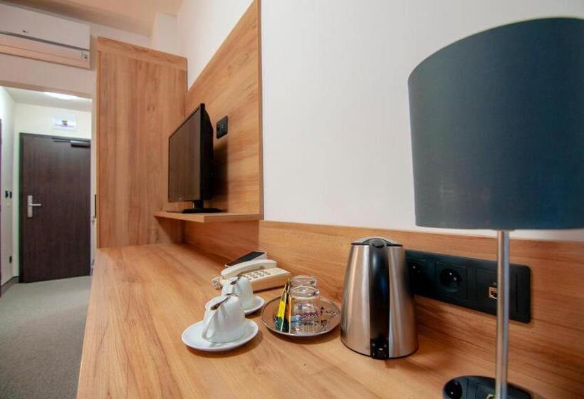 스탠다드 룸, Slovakia