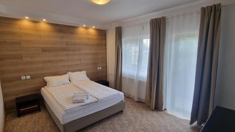 اتاق استاندارد با بالکن, Del Monte Predeal