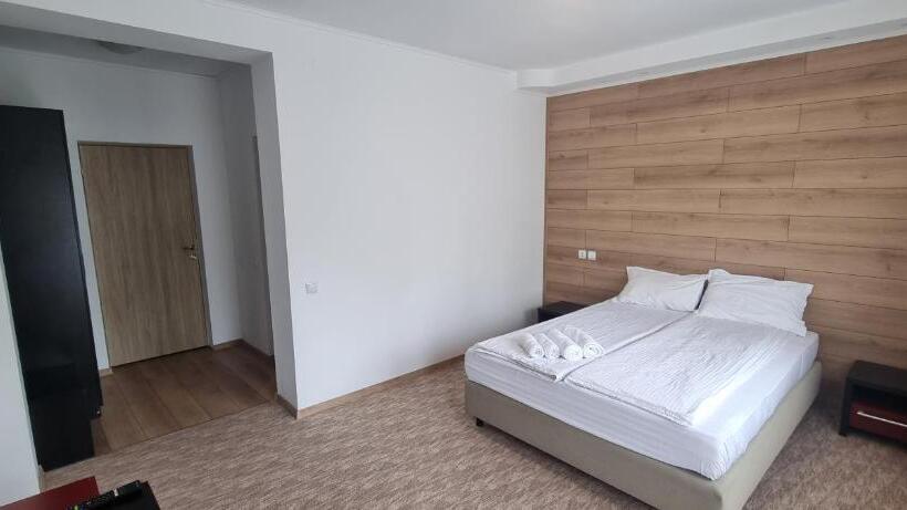 اتاق استاندارد با بالکن, Del Monte Predeal