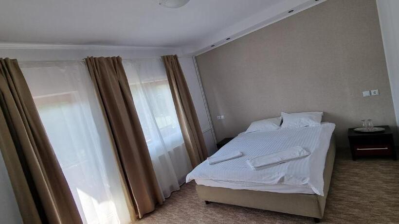 اتاق استاندارد با بالکن, Del Monte Predeal