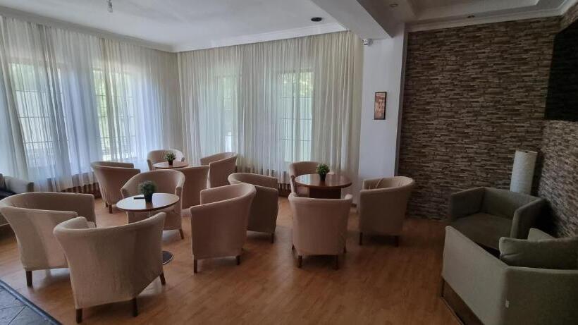 اتاق استاندارد با بالکن, Del Monte Predeal