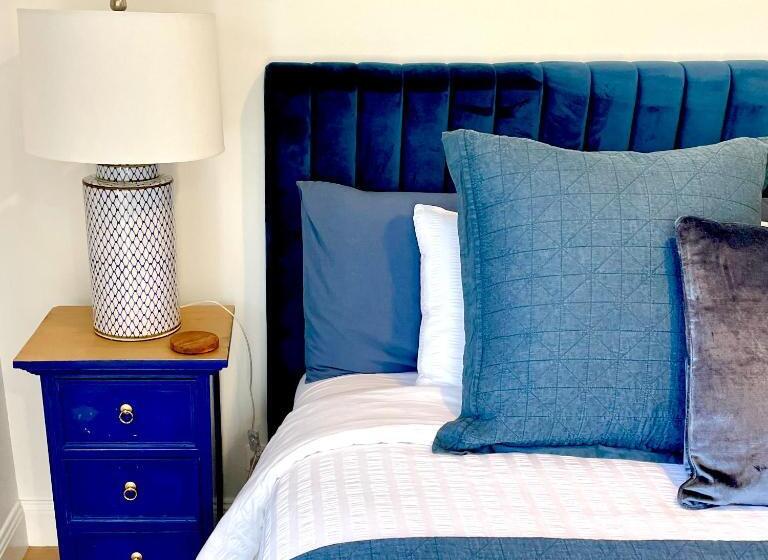 キングサイズベッドのデラックススイート, Port Fairy Bnb   The Blue Suite