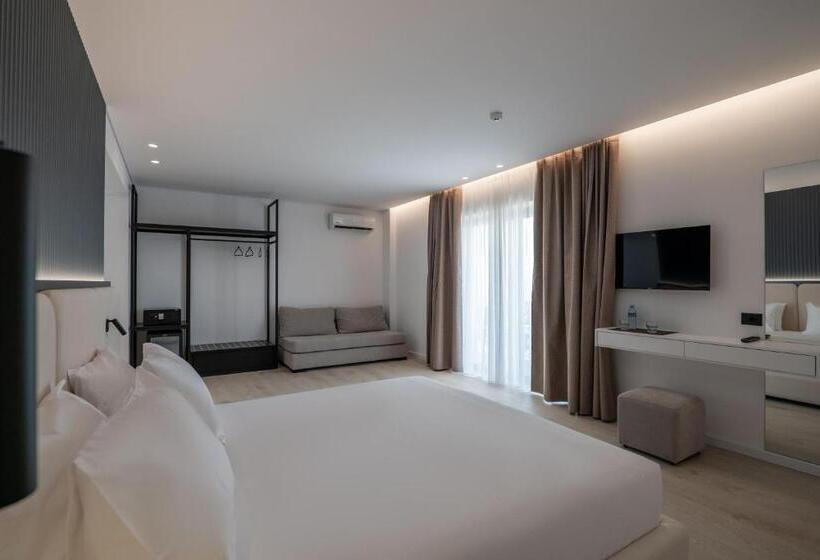 جناح مطلّ علي البحر, Arrei