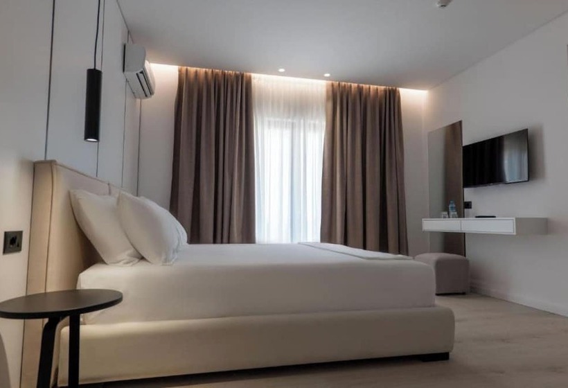 サイドオーシャンビューのトリプルルームスタンダード, Arrei