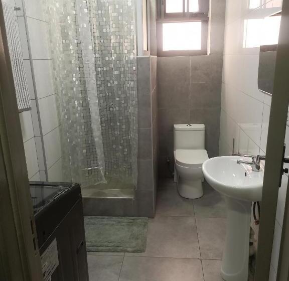 침실 2개 아파트, Koomson Villa