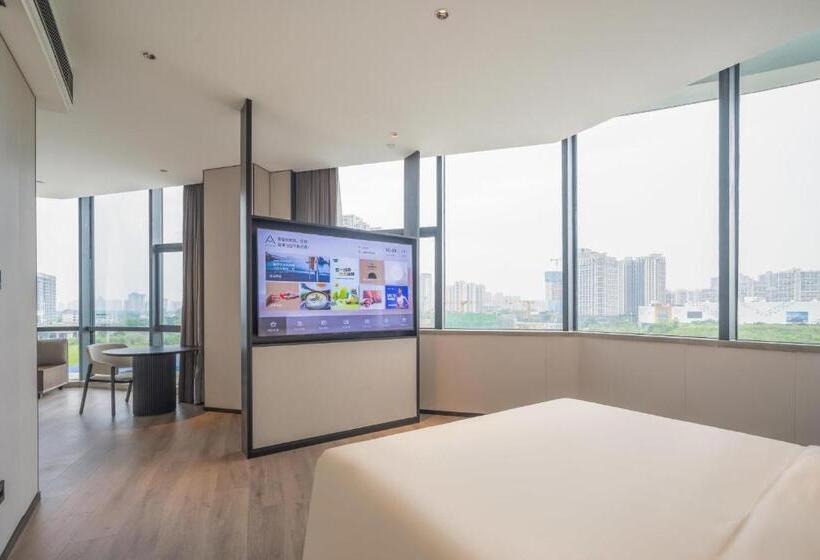 Номер Стандартный с Видом, Atour Hotel Nanchang Chaoyang Jiuzhou Tianhong