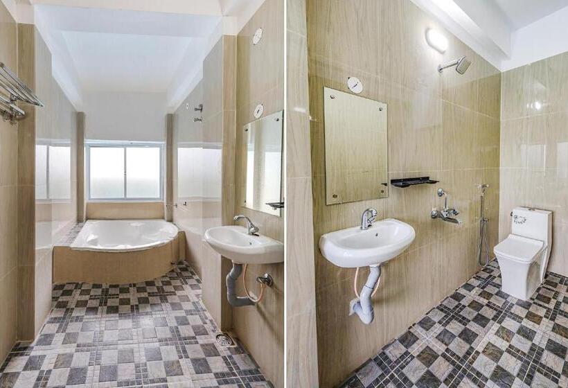 Номер Deluxe, Fabhotel Sun Lux Grand Residency