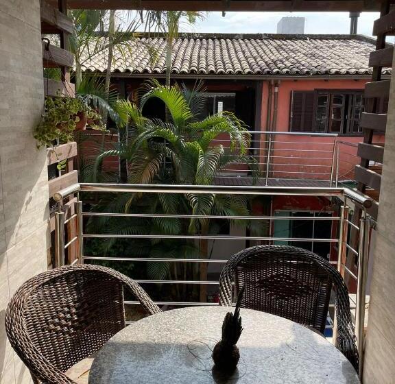 Четырехместный Номер Стандарт, Break House Beach