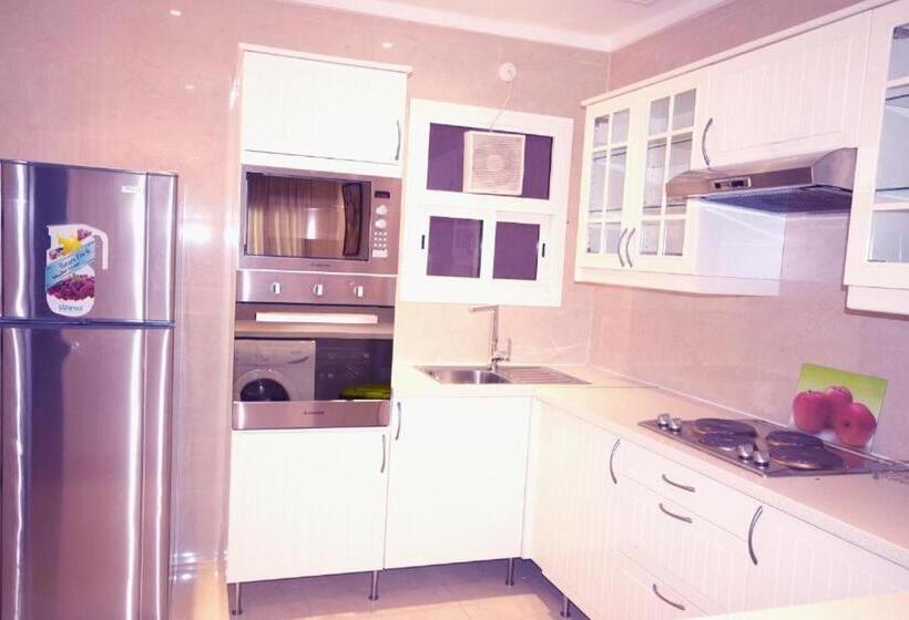 Family Suite, Leaders Plaza Mahboula
