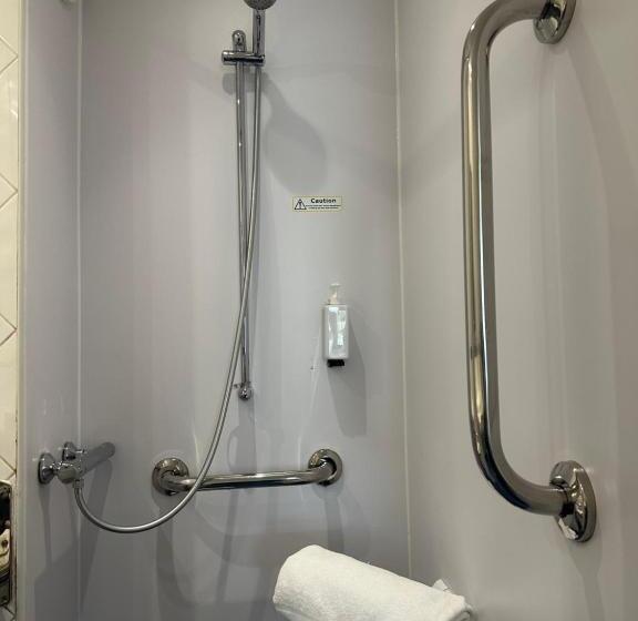 장애인을 위한 스탠다드 룸, Go2 Glasgow Cumbernauld