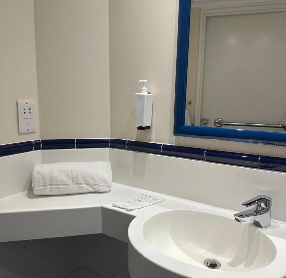 장애인을 위한 스탠다드 룸, Go2 Glasgow Cumbernauld