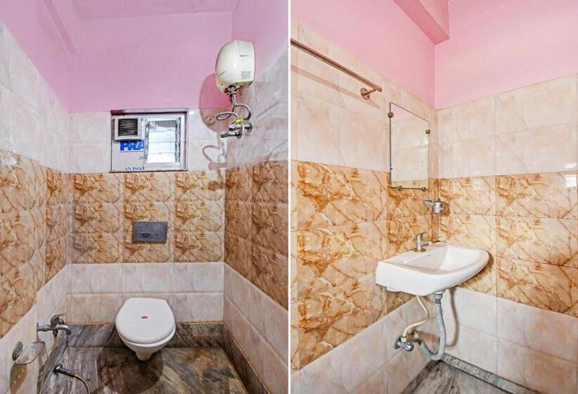 Quarto Estandar, Oyo Flagship The Rest