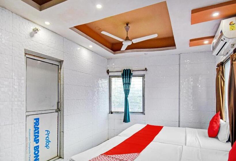 Quarto Estandar, Oyo Flagship The Rest