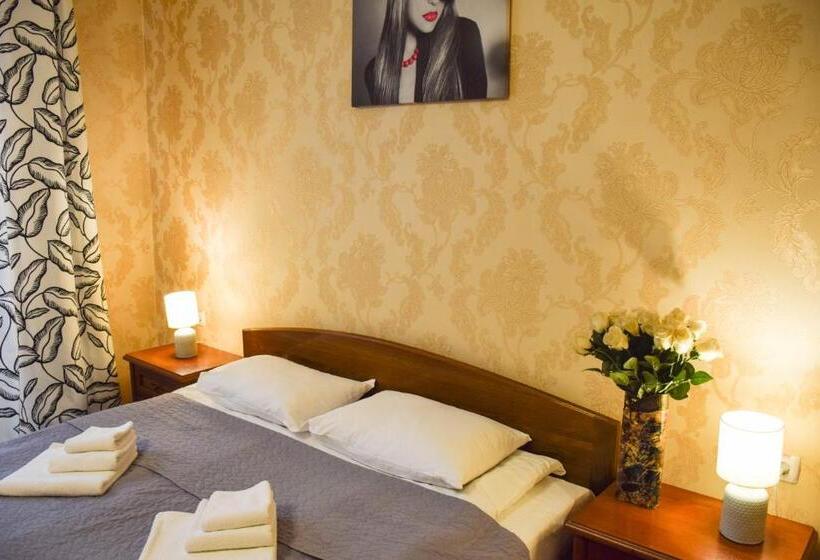 اتاق لوکس, гок віват