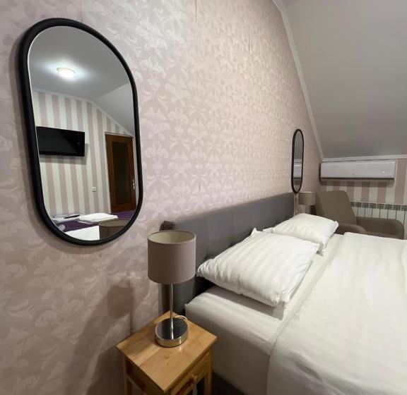 غرفة قياسية, Kavaler Inn