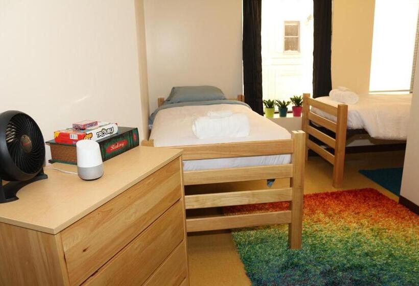 1ベッドルームアパートメント, Stay Pittsburgh