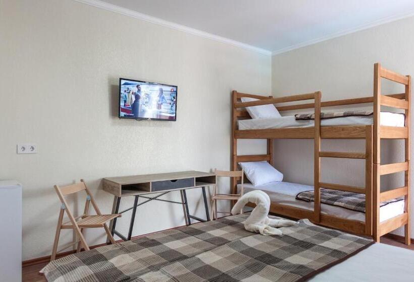 اتاق استاندارد چهار تخته, Villa Solomare