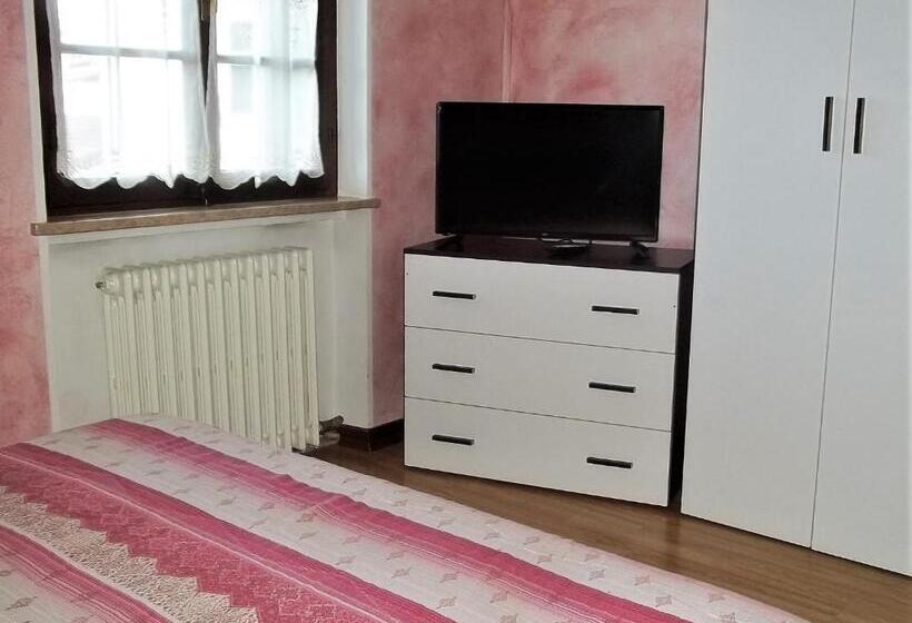 스탠다드 트리플 룸, B&b Dei Laghi