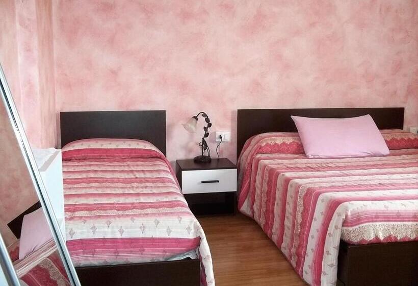 غرفة قياسية ثلاثية, B&b Dei Laghi