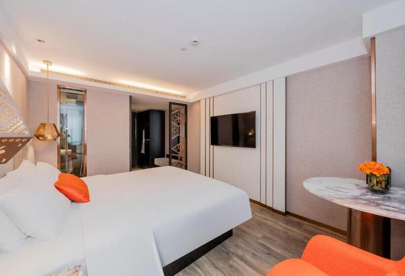 Номер бизнес-класса, Yitel Premium