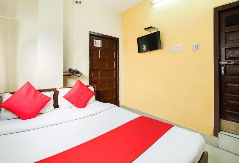 חדר קלאסי לשלושה, Oyo Hotel Anupam