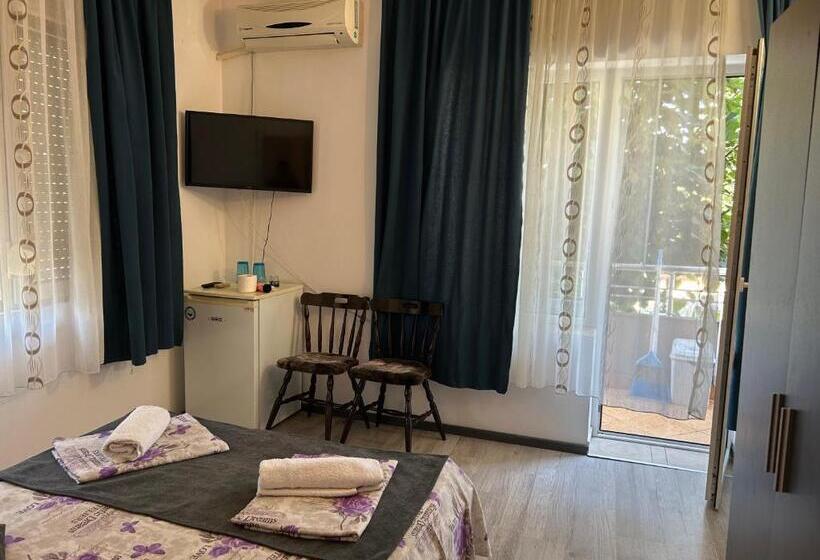 شقة غرفتين نوم مزودة بتراس, морски полъх