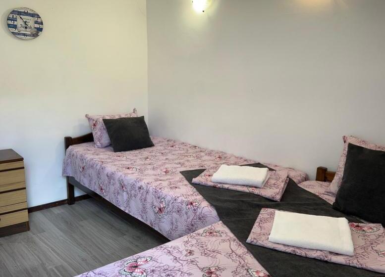 شقة غرفتين نوم مزودة بتراس, морски полъх