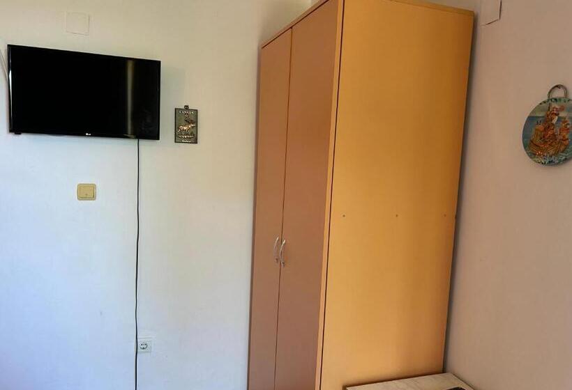 شقة غرفتين مطلة على البحر, морски полъх