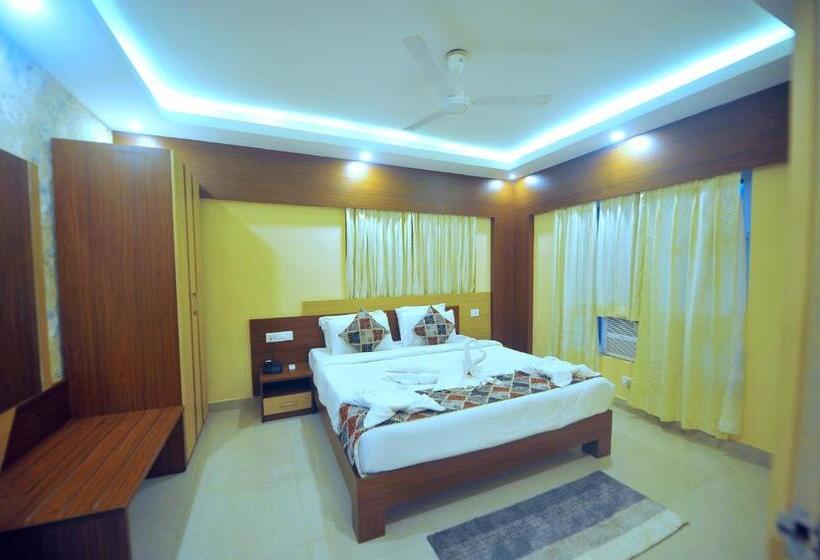 سوییت اجرایی, Pipul Hotels And Resorts 400 Meter From Sea Beach