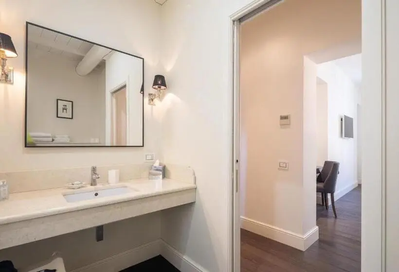 スタンダードルーム, Suite In Dimora Storica Empoli Centro Hall 5 Stelle