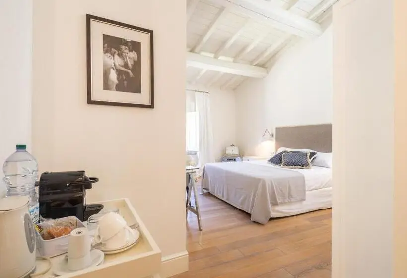 ジュニアスイート, Suite In Dimora Storica Empoli Centro Hall 5 Stelle