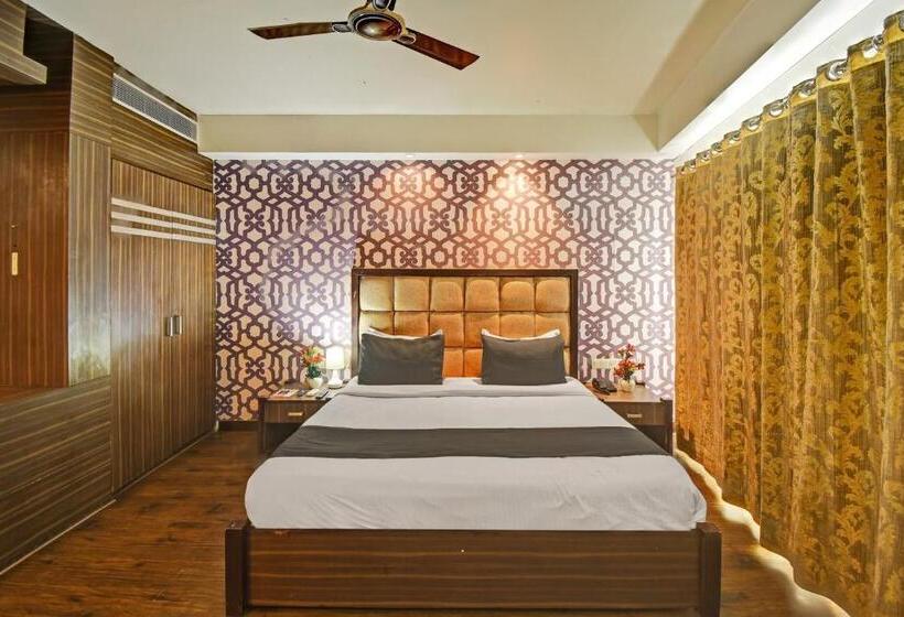 トリプルクラシックルーム, Collection O Hotel Le Park Street