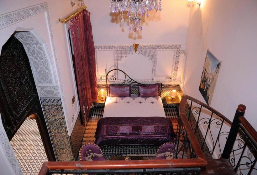 سوییت سوپریور, Riad Youssef