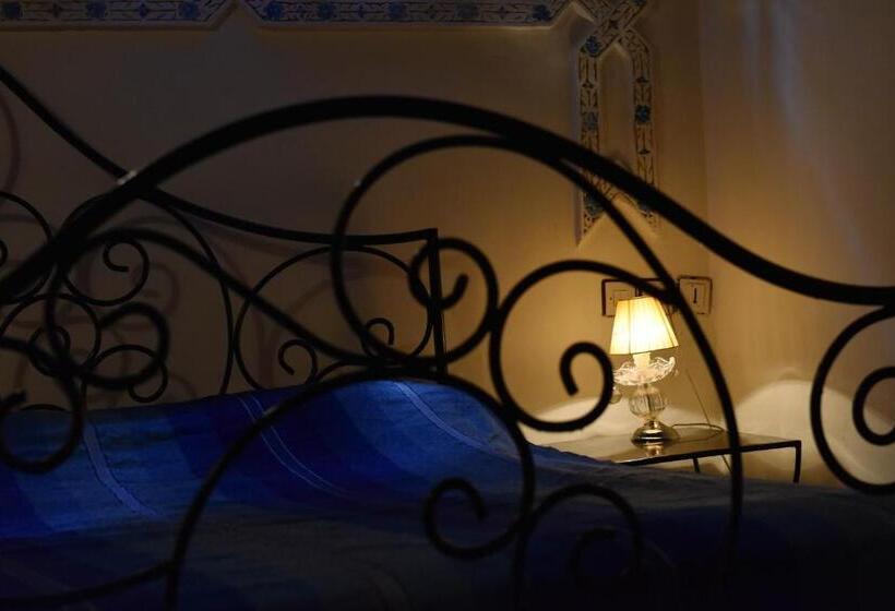 اتاق استاندارد یک نفره, Riad Youssef