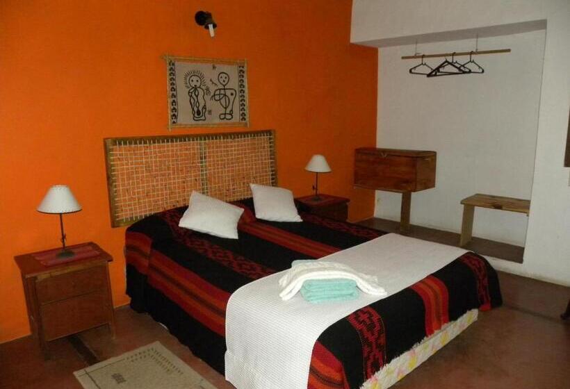 بانگلوی استاندارد, Cabañas Balcones De Tafi