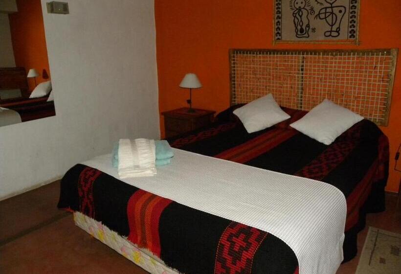 بانگلوی استاندارد, Cabañas Balcones De Tafi