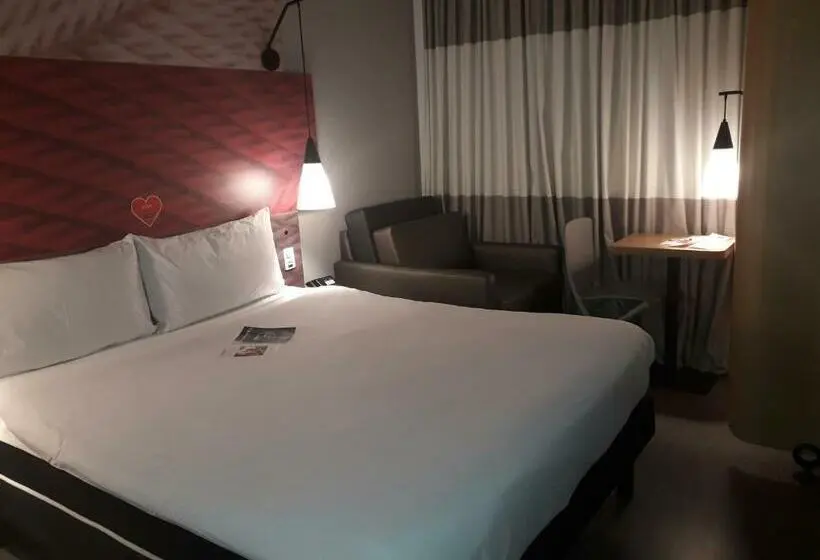 Standard-huone, Ibis Osasco