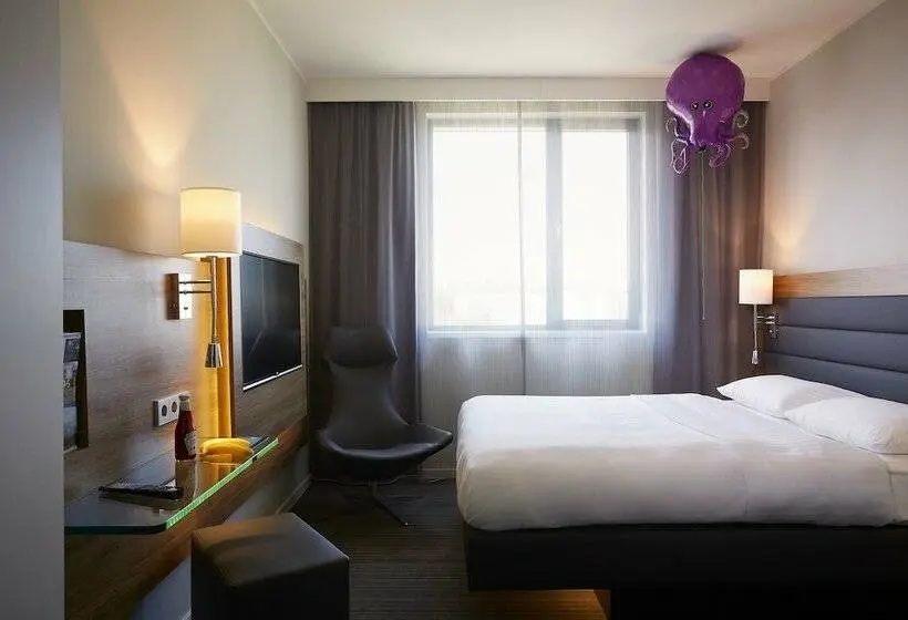 ダブルベッドスタンダードルーム, Moxy Ludwigshafen