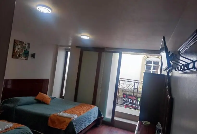 اتاق استاندارد سه نفره, Villonaco