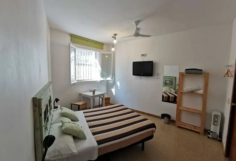 اتاق استاندارد, Mucha Masia Hostel Rural Urba