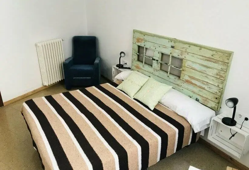اتاق استاندارد, Mucha Masia Hostel Rural Urba