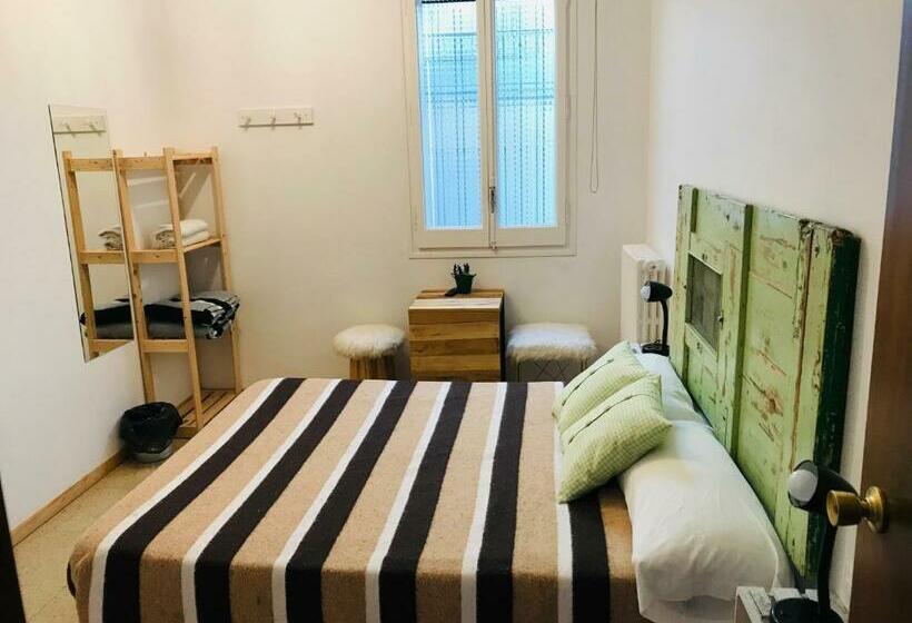 スタンダードルーム, Mucha Masia Hostel Rural Urba