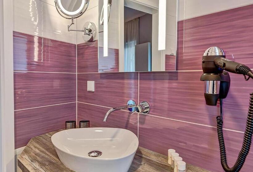 Номер Deluxe, Spree Hotel In Der Altstadt