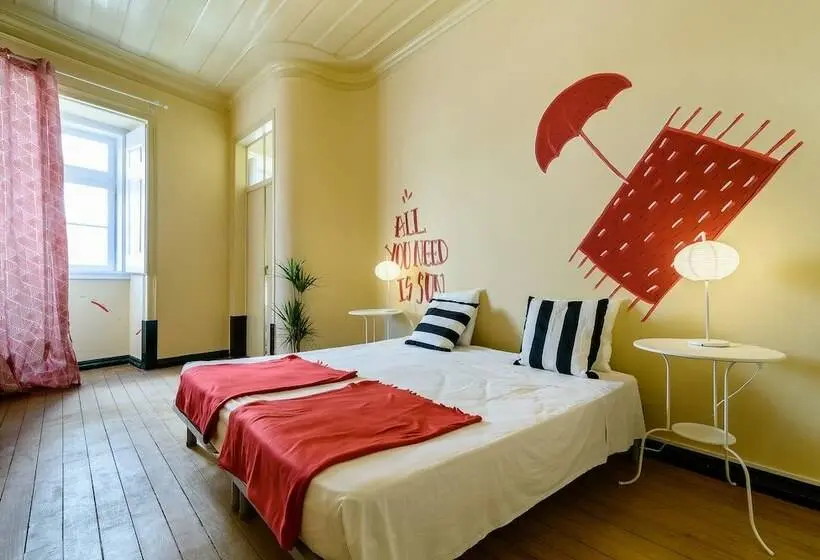 Vuode Makuusalissa, Suntrap Hostel