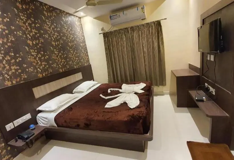 デラックスルーム, Home Town Puri Near Temple & Golden Beach  Lift  Wifi With Restaurant Facilities  By Morservices