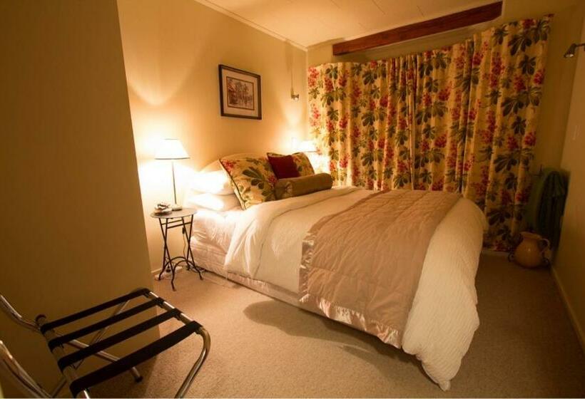 デラックススタジオ, Oldfields