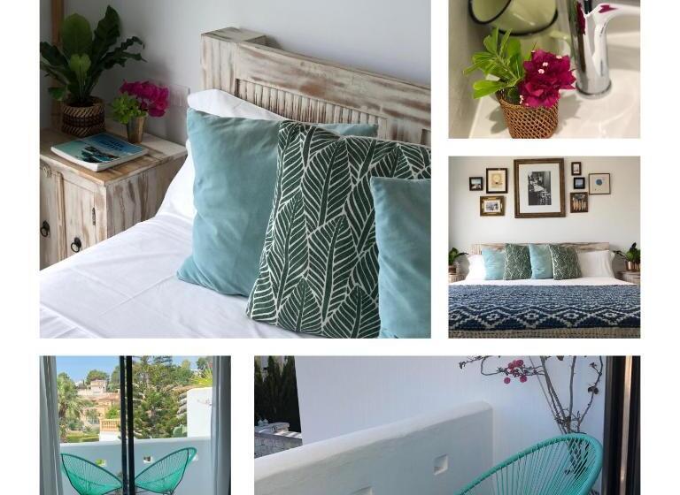 اتاق استاندارد با بالکن, One Thousand Waves