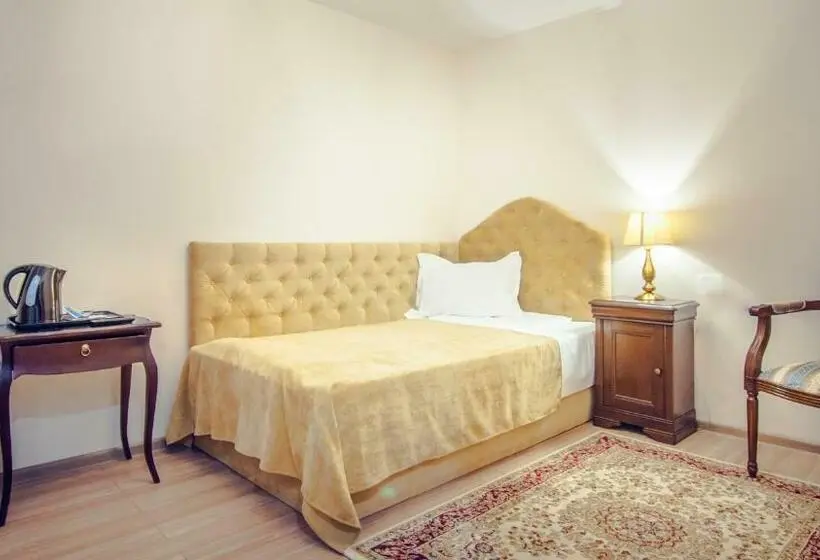 スタンダードシングルルーム, Safrano Palace