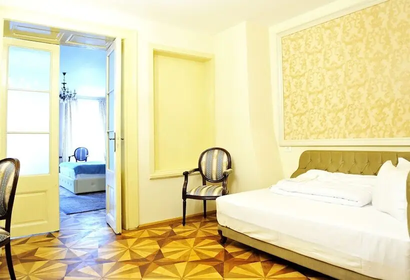 デラックススイート, Safrano Palace